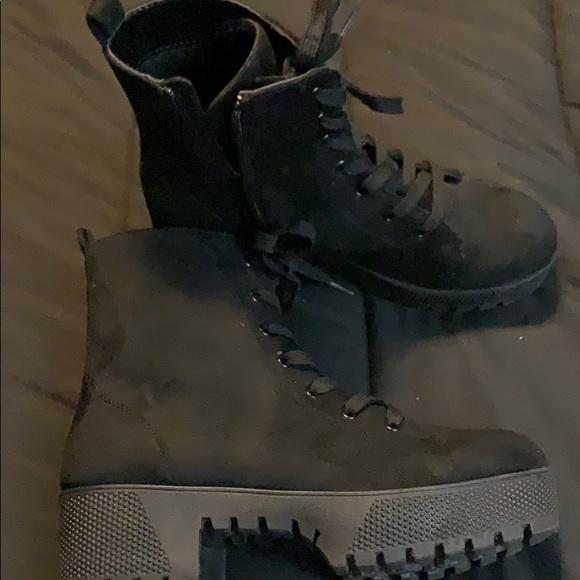 Black Matte Heel Boots - Picture 1 of 1